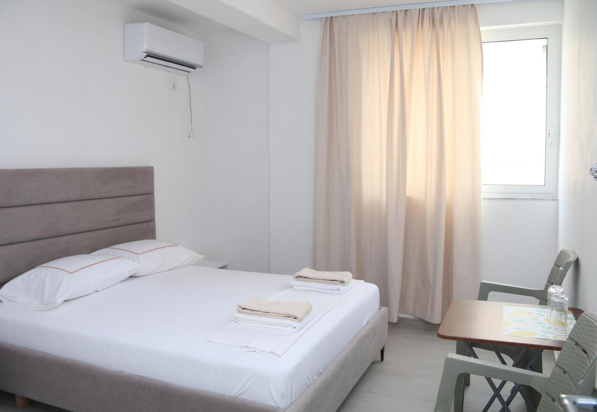 Vila Jovani Sarande Ngoại thất bức ảnh
