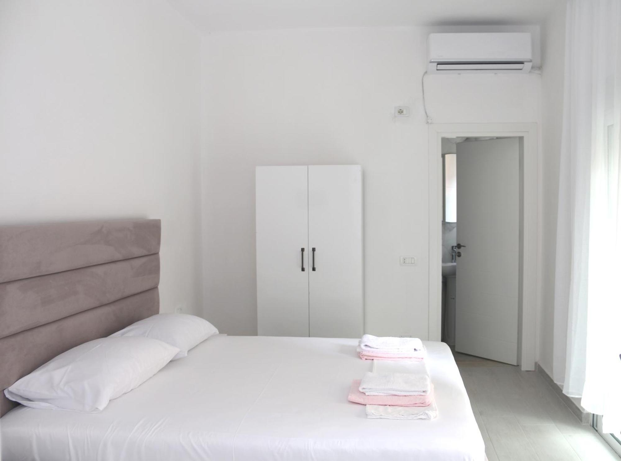 Vila Jovani Sarande Ngoại thất bức ảnh